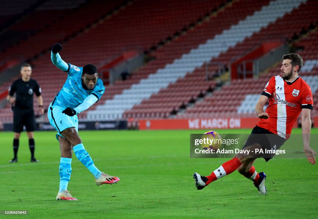 Southampton v Liverpool - Premier League - St Mary's Stadium