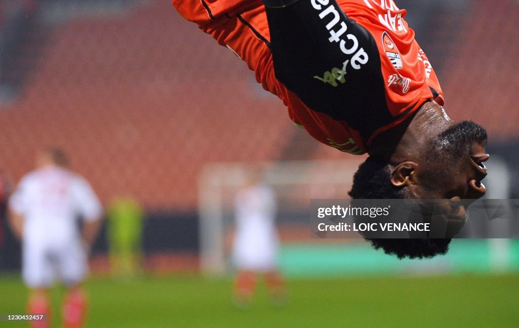 TOPSHOT-FBL-FRA-LIGUE1-LORIENT-MONACO