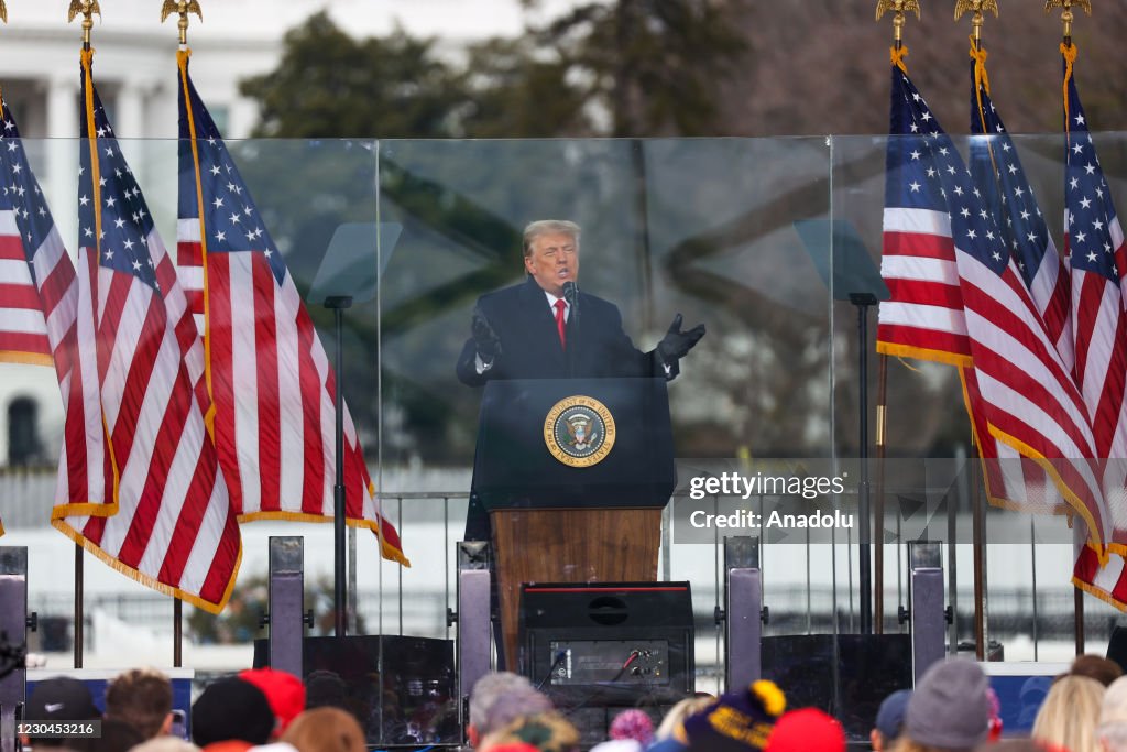 Trump holds rally in Washington D.C as "Save America March"