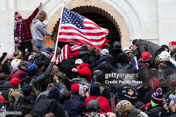 Rioters clash with police trying to enter Capitol building Rioters clash with police trying to enter Capitol building