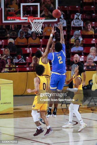 Codey Riley Basketball 135 Cody Riley Basketball Forward Photos & High Res Pictures - Getty Images