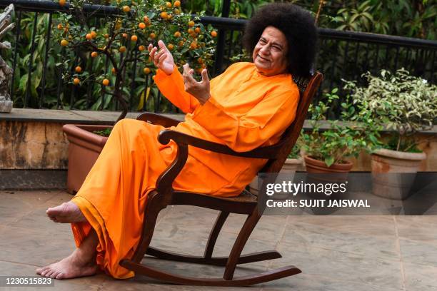 Sathya Sai Baba Photos and Premium High Res Pictures - Getty Images Sathya Sai Baba Photos and Premium High Res Pictures - Getty Images