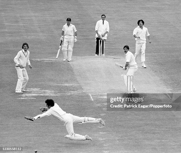 England batsman Graham Gooch gets a delivery from RIchard Hadlee of New Zealand past wicketkeeper Bruce Edgar during the 3rd Test match between...