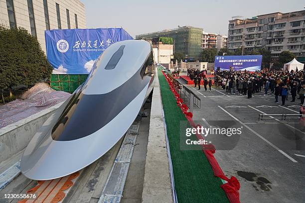 Maglev Technology Maglev Train Magnet Photos and Premium High Res Pictures - Getty Images