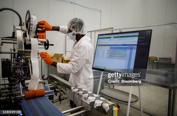 Label Worker 45 Label Printing Machine Stock Photos, High-Res Pictures, and Images ...