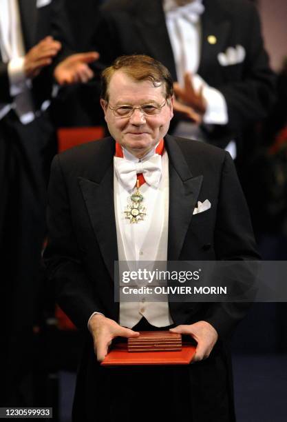 luc montagnier glutathion Flashback: Scientists battled over bragging rights as AIDS raged. A 50,000-word Tribune report laid it all bare. Chicago Tribune Professor Luc Montagnier King