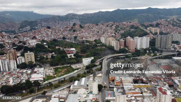 Aerial view of the main highway "Francisco Fajardo" that crosses the entire city of Caracas during a week of total lockdown as part of 7+7 plan amid...