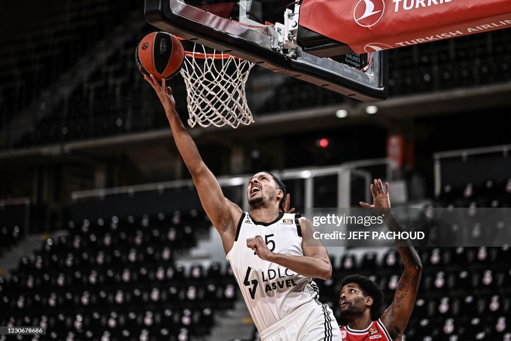 TOPSHOT-BASKET-EUR-EUROLEAGUE-ASVEL-OLYMPIAKOS