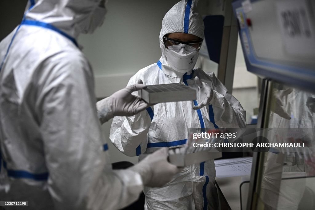 FRANCE-HEALTH-VIRUS-RESEARCH