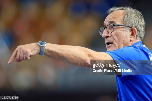 Croatia Head coach Lino Cervar gestures during the 27th IHF Men's World Championship Group II match between Croatia and Bahrain at Cairo Stadium...