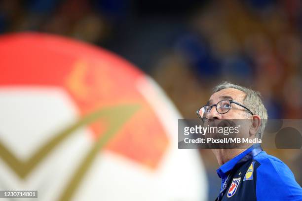 Croatia Head coach Lino Cervar gestures during the 27th IHF Men's World Championship Group II match between Croatia and Bahrain at Cairo Stadium...