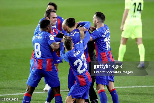 Marko Dmitrovic of Eibar celebrates 1-0 with Sergio Alvarez of Eibar, Pape Diop of Eibar, Alejandro Pozo of Eibar, Edu Exposito of Eibar during the...