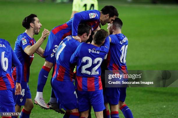 Marko Dmitrovic of Eibar celebrates 1-0 with Sergio Alvarez of Eibar, Pape Diop of Eibar, Alejandro Pozo of Eibar, Edu Exposito of Eibar during the...