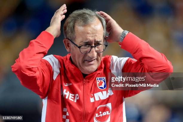 Head coach of Croatia Lino Cervar during the 27th IHF Men's World Championship Group II match between Argentina and Croatia at Cairo Stadium Sports...