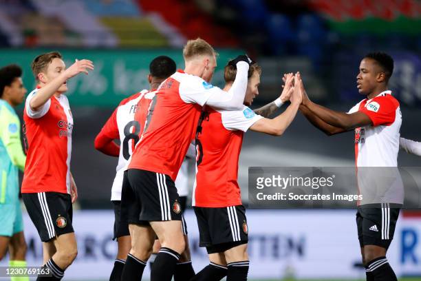 Mark Diemers of Feyenoord celebrates 2-2 with Nicolai Jorgensen of Feyenoord, Luis Sinisterra of Feyenoord, Jens Toornstra of Feyenoord during the...