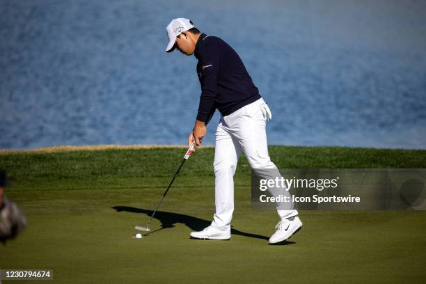 Si Woo Kim hits a shot during the final round of The American Express PGA Tournament on January 24 at PGA West Pete Dye Stadium Course in La Quinta,...