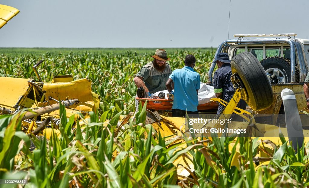 Crop-spraying aircraft crashes in a field in Bultfontein in South Africa