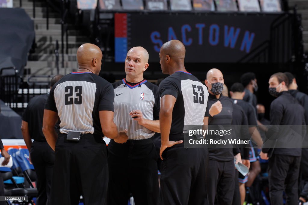 New York Knicks v Sacramento Kings