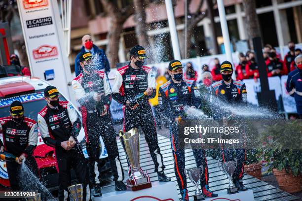 Scott MARTIN and Elfyn EVANS Toyota Yaris WRC, TOYOTA GAZOO RACING WRT Julien INGRASSIA and Sebastien OGIER Toyota Yaris WRC, HYUNDAI SHELL MOBIS...