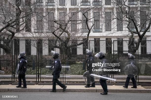 Police Perimeter Example Police Perimeter Photos and Premium High Res Pictures - Getty Images