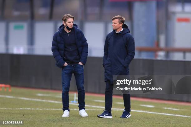 Sportsdirector Christoph Freund of Salzburg and headcoach Jesse Marsch of Salzburg during the Tipico Bundesliga match between TSV prolactal Hartberg...