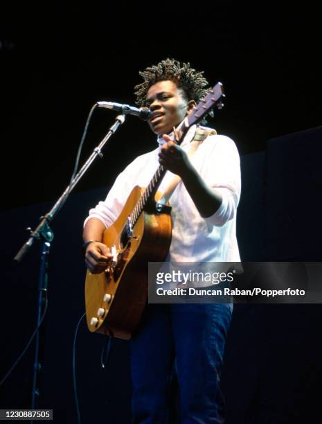 American singer Tracy Chapman performing during a benefit concert in aid of Amnesty International at Wembley Stadium in London, England on 2...