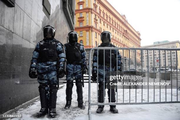 Unsc Riots Federal Security Service Of Russia Photos and Premium High Res Pictures ...