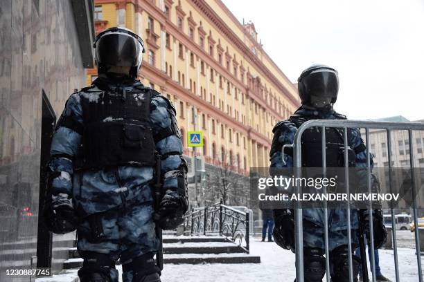 Maximum Security Riot Guard 3,936 Riot Police Headquarters Stock Photos, High-Res Pictures, and ...