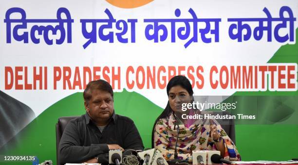 68 Puton Stock Photos, High-Res Pictures, and Images - Getty Images