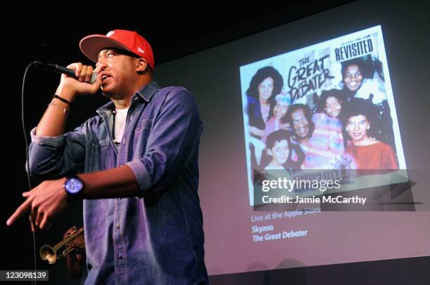 67 Raper 67 Rapper Skyzoo Photos & High Res Pictures - Getty Images