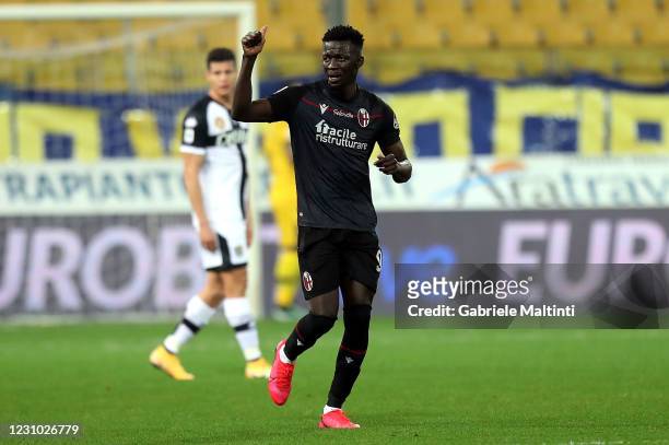 Musa Barrow of Bologna FC celebrates after scoring a goal during the Serie A match between Parma Calcio and Bologna FC at Stadio Ennio Tardini on...