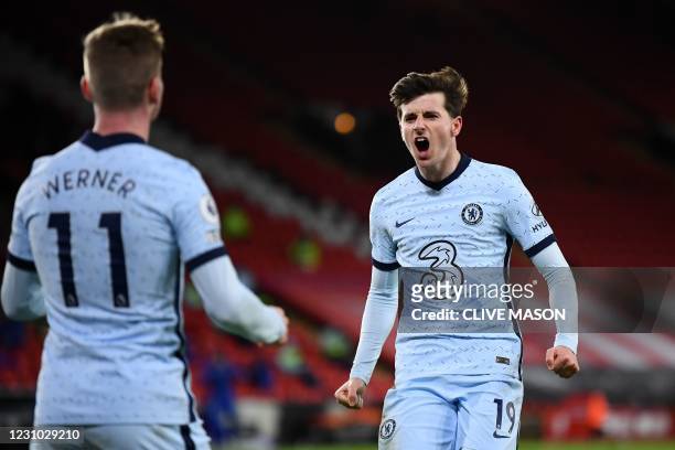 Chelsea's English midfielder Mason Mount celebrates scoring the opening goal during the English Premier League football match between Sheffield...