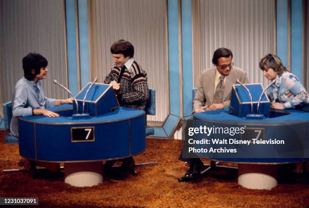 Jo Ann Worley, Bill Cullen, contestants appearing on the ABC tv game show series 'The $20,000 Pyramid', ABC's Pyramid game show series.