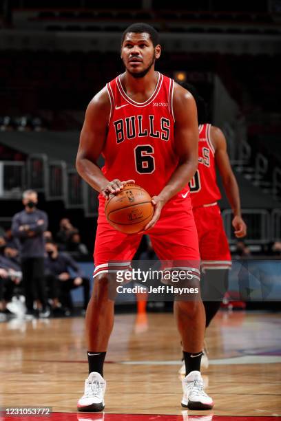Cristiano Felicio of the Chicago Bulls shoots the ball during the game against the Washington Wizards on February 8, 2021 at United Center in...