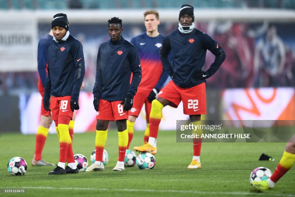 FBL-GER-BUNDESLIGA-LEIPZIG-AUGSBURG