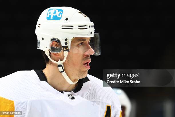 Evgeni Malkin of the Pittsburgh Penguins skates against the New York Islanders at Nassau Coliseum on February 11, 2021 in Uniondale, New York....