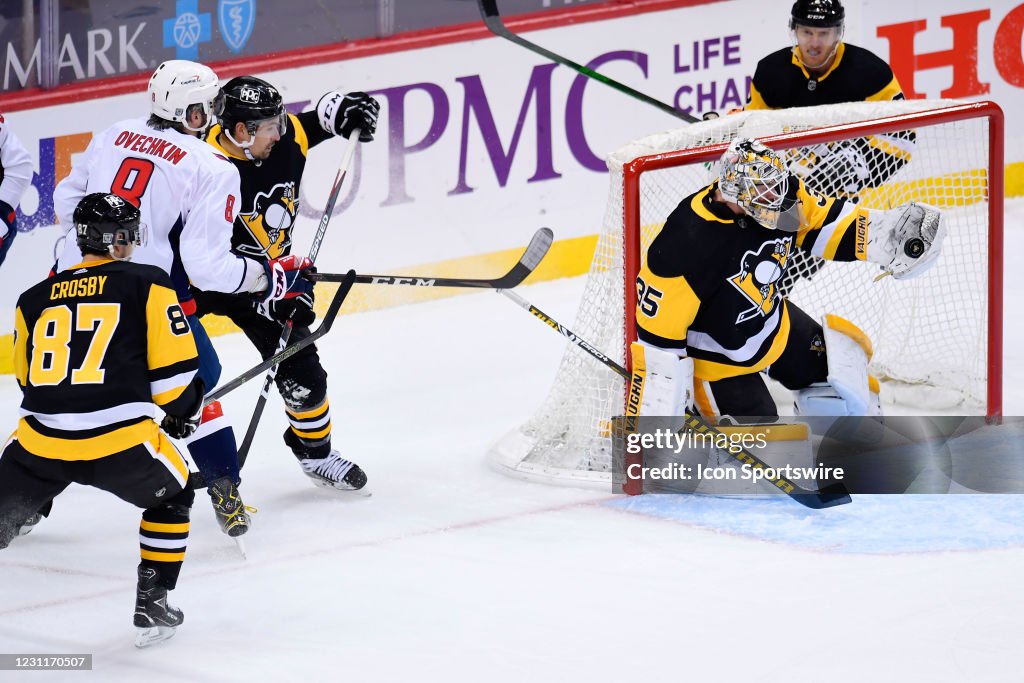 NHL: FEB 14 Capitals at Penguins