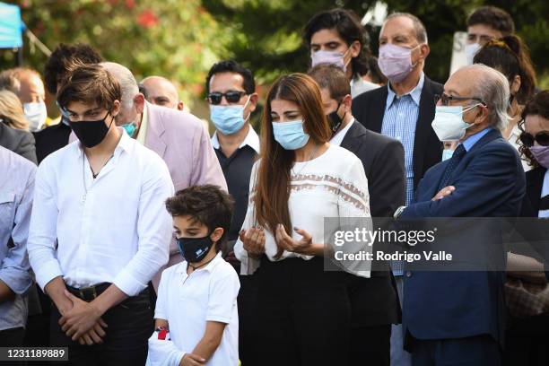 Luca Bertoldi, Malek Pocovi, Zulemita Menem and Eduardo Menem pray during the funeral ceremony for Senator for La Rioja and former President of...