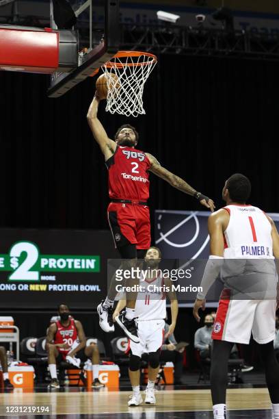 Jalen Harris of the Raptors 905 dunks the ball against the Agua Caliente Clippers on February 17, 2021 at HP Field House in Orlando, Florida. NOTE TO...