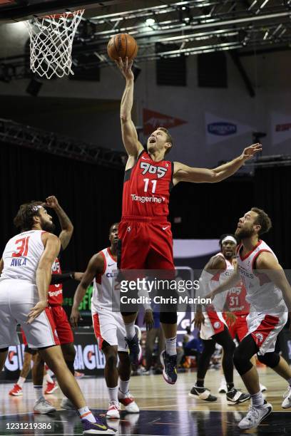Nik Stauskas of the Raptors 905 goes to the basket against the Agua Caliente Clippers on February 17, 2021 at HP Field House in Orlando, Florida....