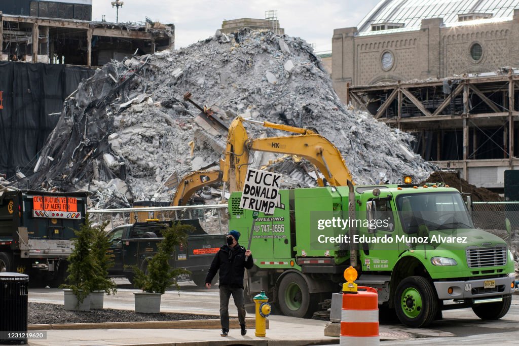 Trump Plaza In Atlantic City Imploded