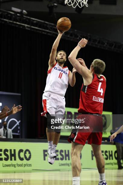 Jordan Ford of the Agua Caliente Clippers shoots the ball against the Raptors 905 on February 17, 2021 at HP Field House in Orlando, Florida. NOTE TO...