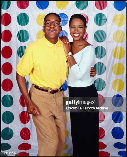 Jaleel White and Kellie Shanygne Williams in FAMILY MATTERS.