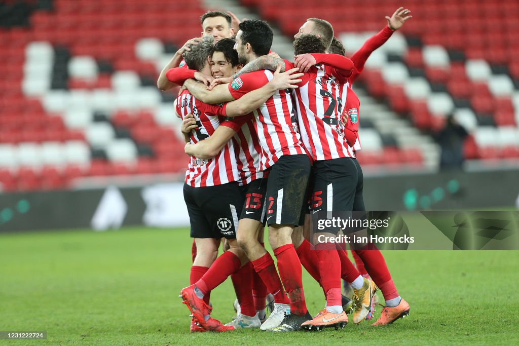 Sunderland v Lincoln City - Papa John's Trophy