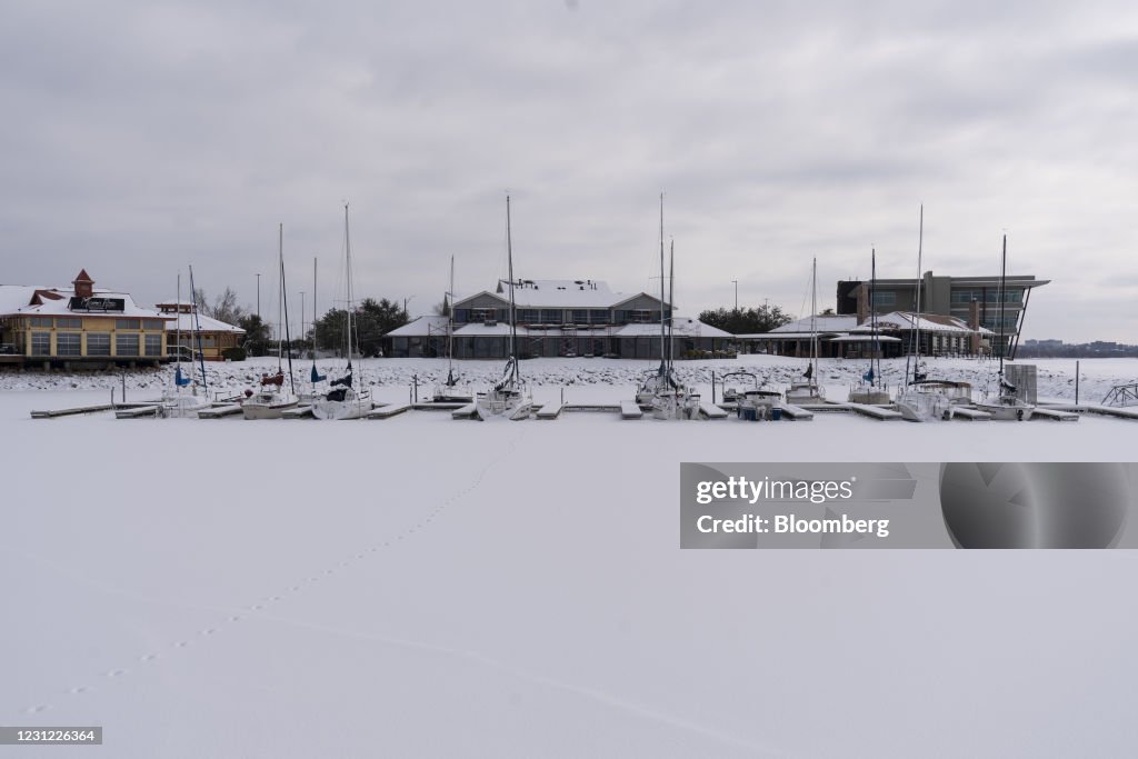 Power Outages And Frigid Temperatures As Snow Begins To Move Out