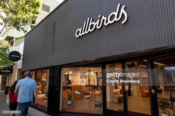 Pedestrians walk past an Allbirds Inc. Store in San Francisco, California, U.S., on Wednesday, Feb. 17, 2021. The U.S. Economy started 2021 with a...