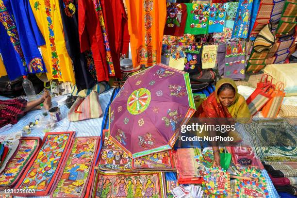 Artisan from all parts of Bengal came to display and sale their handicraft works at Pragati Sangha club ground in South of Kolkata . The fair is...