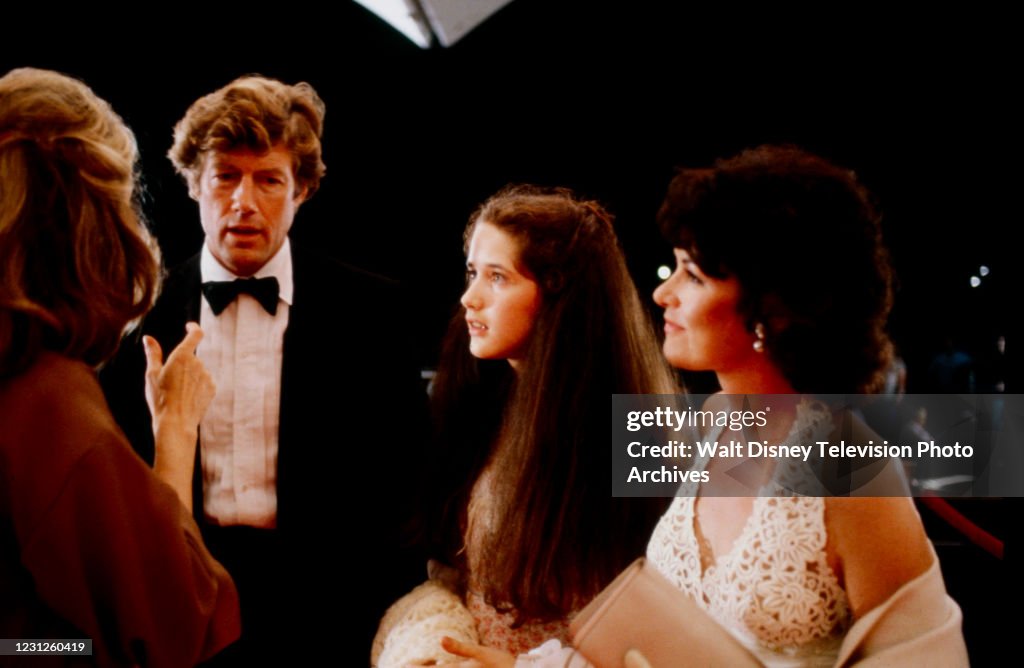 Marcia Rodd Teeth Frank Converse, Trini Alvarado, Marcia Rodd, extras appearing in the ...