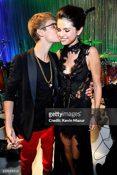 Justin Bieber and Selena Gomez arrive at the The 28th Annual MTV Video Music Awards at Nokia Theatre L.A. LIVE on August 28, 2011 in Los Angeles,...