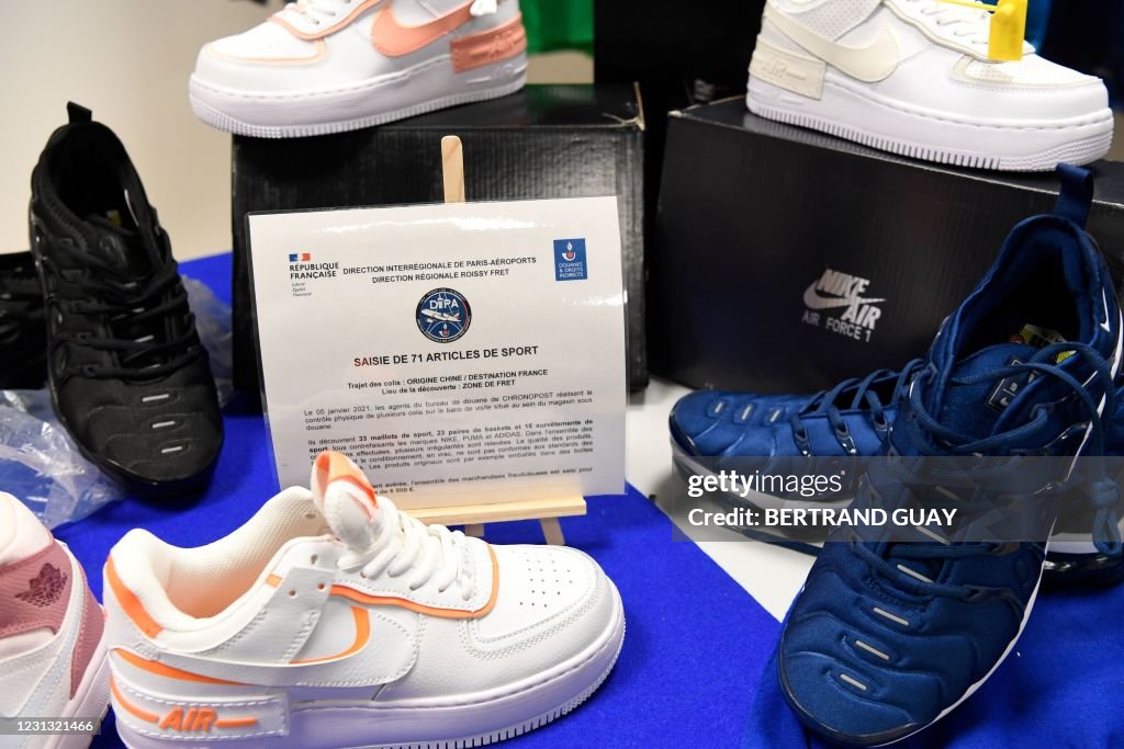 FRANCE-POLITICS-GOVERNMENT-AIRPORT-COUNTERFEIT-ECONOMY